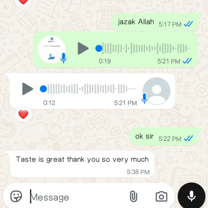 WhatsApp customer review screenshot